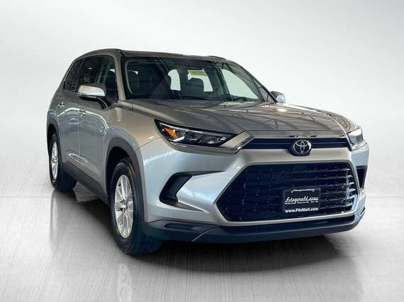 TOYOTA GRAND HIGHLANDER 2025 5TDAAAA51SS022994 image